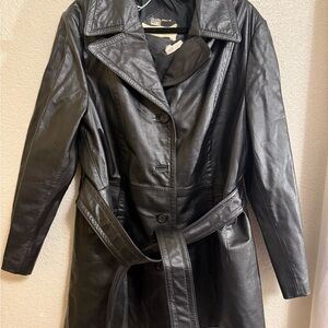 Elegant Black Vintage  Leather Belted Coat